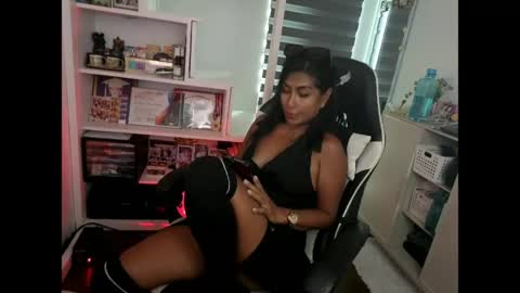 Snapshot of pussycash chatting on 27, 4, 2026 POCCA online show from 27, 4, 2026