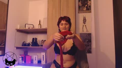 Snapshot of pussycat420_ chatting on 19, 7, 2026 Mari online show from 19, 7, 2026
