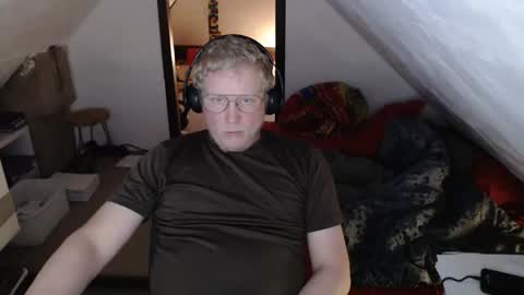 Snapshot of pussylovercb chatting on 13, 5, 2026 pussylovercb online show from 13, 5, 2026