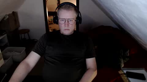 Snapshot of pussylovercb chatting on 8, 6, 2026 pussylovercb online show from 8, 6, 2026