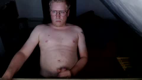 Snapshot of pussylovercb chatting on 19, 6, 2026 pussylovercb online show from 19, 6, 2026