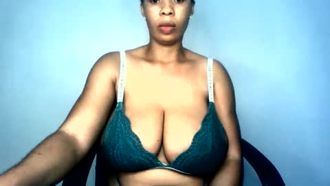 Snapshot of pussywet8623448 chatting on 2, 6, 2026 pussywet8623448 online show from 2, 6, 2026