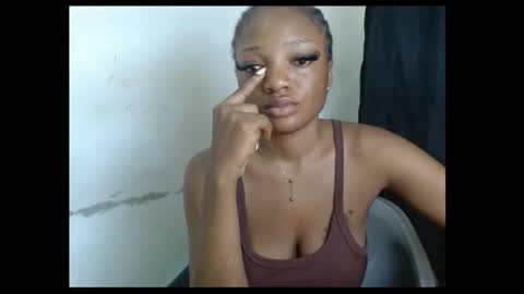 Snapshot of pussyxwetx chatting on 24, 4, 2026 pussyxwetx online show from 24, 4, 2026