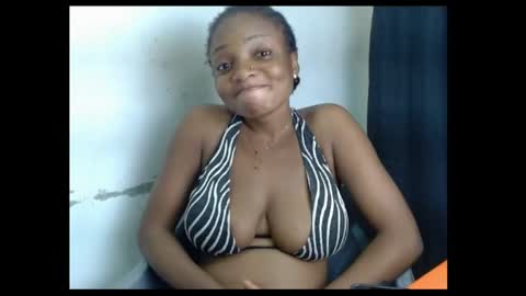 Snapshot of pussyxwetx chatting on 5, 5, 2026 pussyxwetx online show from 5, 5, 2026