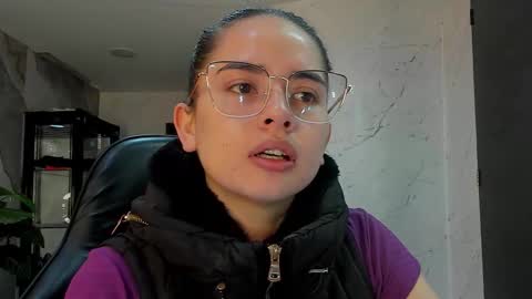 Qetsyah online show from 7, 2, 2026