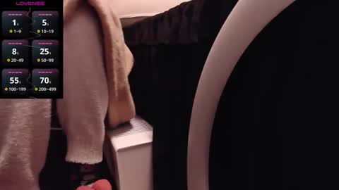 qianqian_ online show from 20, 12, 2025