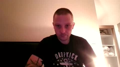 Snapshot of qmshot chatting on 28, 10, 2025 qmshot online show from 28, 10, 2025