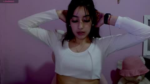 Snapshot of quee_tiana chatting on 13, 9, 2025 your princess online show from 13, 9, 2025