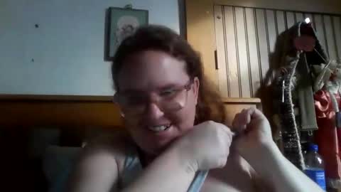 Queenjenny online show from 13, 1, 2026