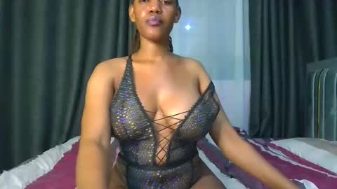 queen321850 online show from 27, 2, 2026