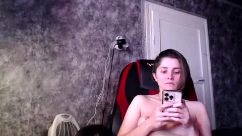 Snapshot of queen4565 chatting on 5, 11, 2025 Lola online show from 5, 11, 2025