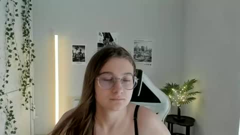 Amelie online show from 4, 7, 2026