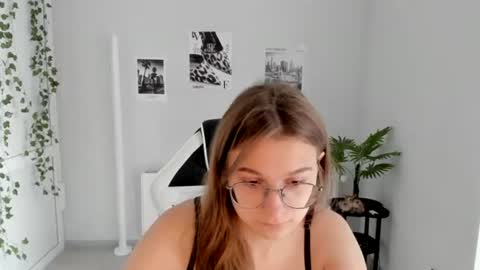 Amelie online show from 11, 7, 2026