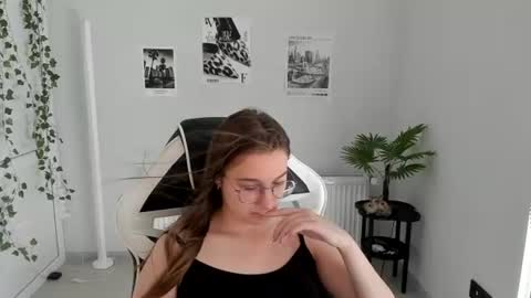 Amelie online show from 17, 7, 2026