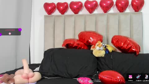 Snapshot of queen_antonella_oficial chatting on 3, 2, 2025 QUEEN ANTONELLA online show from 3, 2, 2025