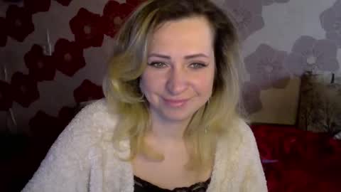 Snapshot of queen_daenerys chatting on 22, 2, 2025 Queen Daenerys online show from 22, 2, 2025