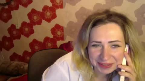 Snapshot of queen_daenerys chatting on 24, 2, 2025 Queen Daenerys online show from 24, 2, 2025