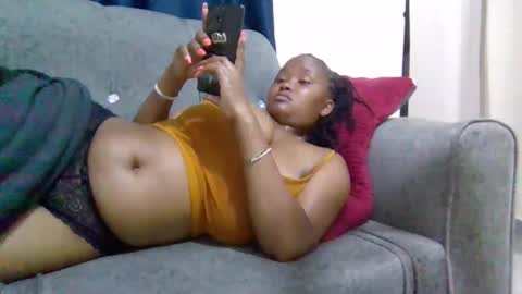 Snapshot of queen_doli chatting on 13, 2, 2026 queen_doli online show from 13, 2, 2026