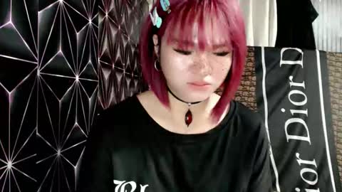 Snapshot of queen_elicktra chatting on 5, 5, 2026 JOY online show from 5, 5, 2026