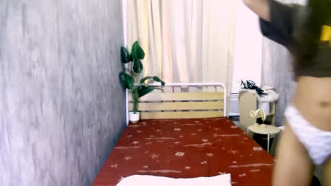Snapshot of queen_gia chatting on 20, 4, 2026 queen_gia online show from 20, 4, 2026