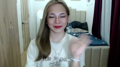 Snapshot of queen_heart0 chatting on 16, 6, 2026 shawny online show from 16, 6, 2026