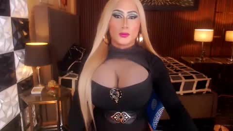 queen_horsecock online show from 3, 5, 2026