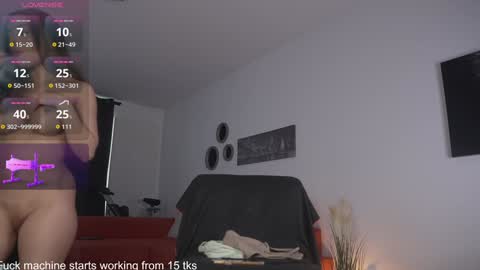 Snapshot of queen_leylla chatting on 18, 2, 2026 queen_leylla online show from 18, 2, 2026