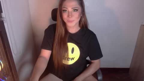 Snapshot of queen_of_all_queens chatting on 23, 2, 2026 samantha online show from 23, 2, 2026