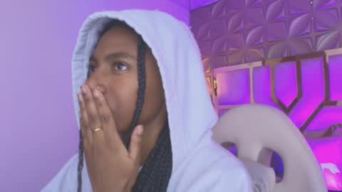   online show from 25, 3, 2026