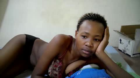Snapshot of queen_slender chatting on 26, 5, 2026 queen_slender online show from 26, 5, 2026