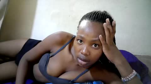 Snapshot of queen_slender chatting on 14, 6, 2026 queen_slender online show from 14, 6, 2026
