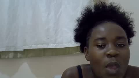 Snapshot of queen_sly chatting on 21, 10, 2025 queen_sly online show from 21, 10, 2025