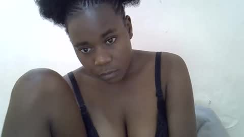 Snapshot of queen_sly chatting on 22, 10, 2025 queen_sly online show from 22, 10, 2025