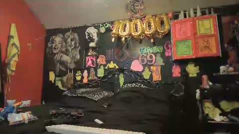 Queen Splashh420 online show from 10, 7, 2026