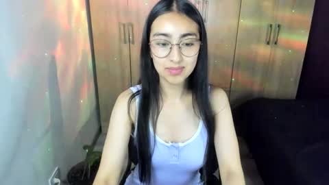 queenbyte_18 online show from 23, 2, 2026