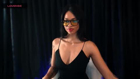 Sweet Goddess online show from 28, 12, 2024