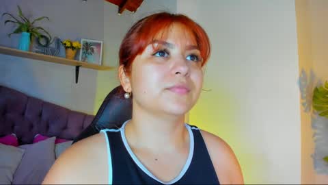 Snapshot of queengrett chatting on 26, 4, 2026 Queen online show from 26, 4, 2026