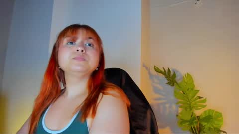 Snapshot of queengrett chatting on 13, 5, 2026 Queen online show from 13, 5, 2026