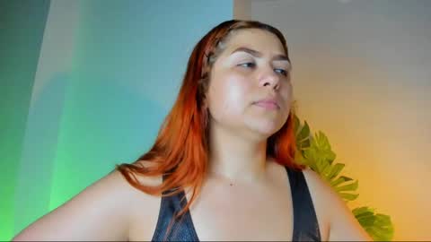 Snapshot of queengrett chatting on 18, 5, 2026 Queen online show from 18, 5, 2026