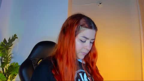 Snapshot of queengrett chatting on 31, 5, 2026 Queen online show from 31, 5, 2026