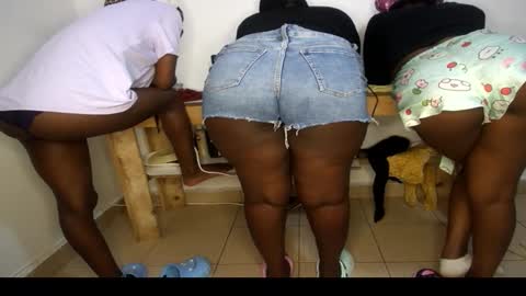 Nina online show from 29, 3, 2026