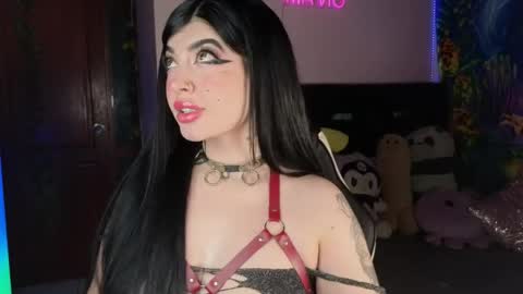 Snapshot of queenlamia chatting on 11, 5, 2026 Taurus online show from 11, 5, 2026