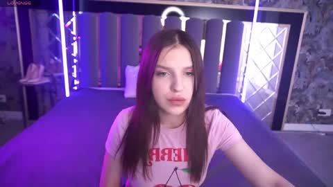 Snapshot of queenlilithh chatting on 25, 5, 2026 queenlilithh online show from 25, 5, 2026
