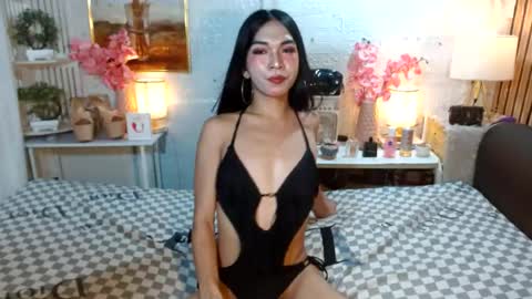 Snapshot of queennira chatting on 18, 7, 2026 queennira online show from 18, 7, 2026