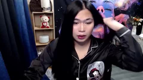 Snapshot of queenofcum169xx chatting on 13, 11, 2025 Mikka online show from 13, 11, 2025