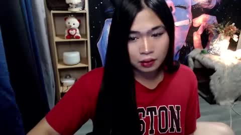 Snapshot of queenofcum169xx chatting on 15, 11, 2025 Mikka online show from 15, 11, 2025