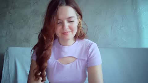 Snapshot of queenofmodels chatting on 2, 2, 2025 QueenOfModels online show from 2, 2, 2025