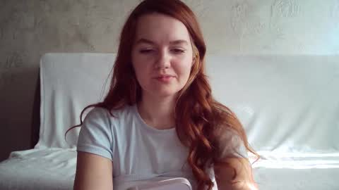 Snapshot of queenofmodels chatting on 3, 2, 2025 QueenOfModels online show from 3, 2, 2025