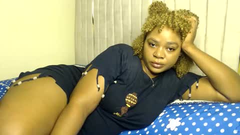 Snapshot of queenofsouls chatting on 21, 9, 2025 . online show from 21, 9, 2025