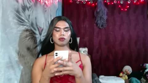 queenpinayebony_xx online show from 3, 5, 2026